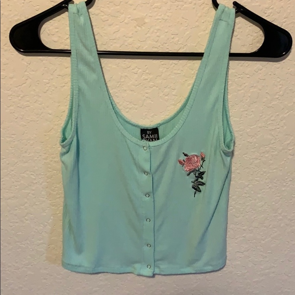 Crop top